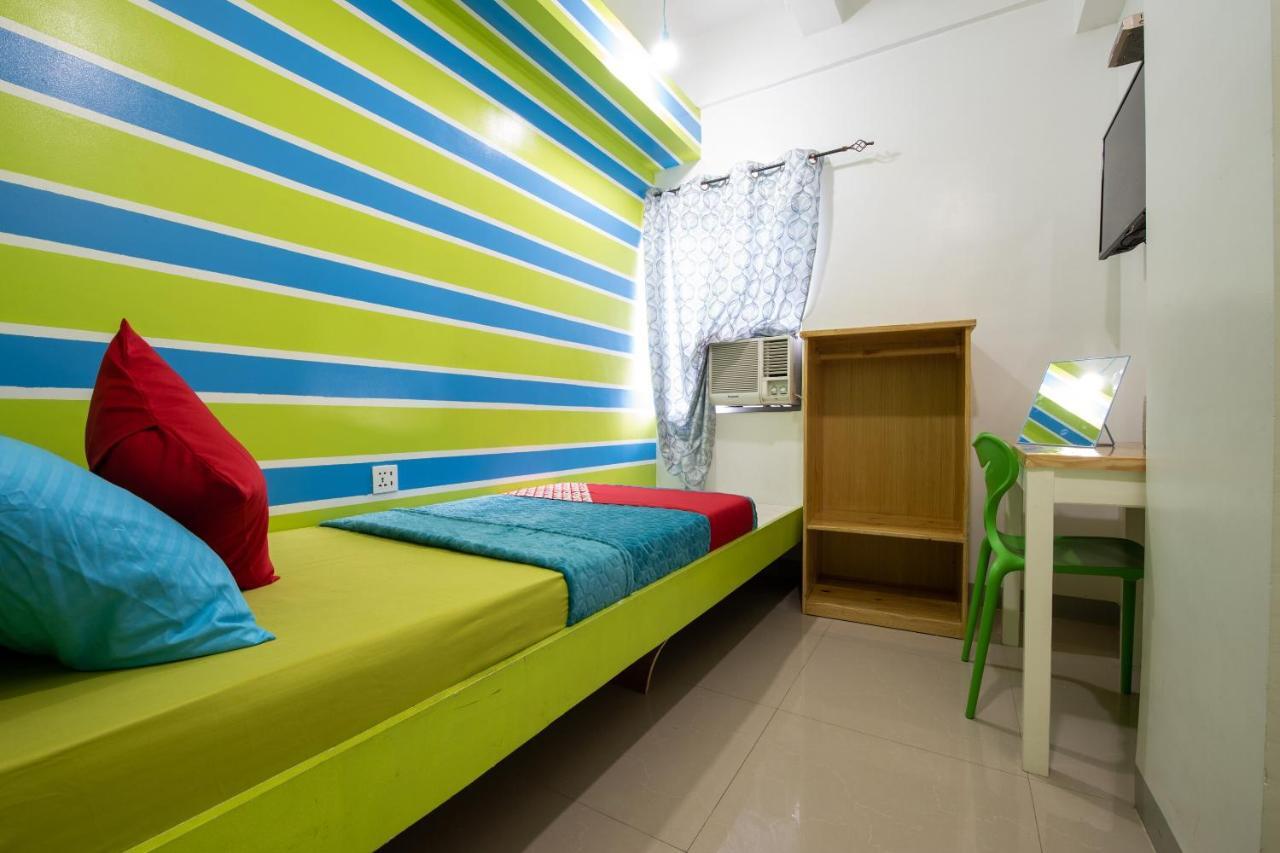Oyo 501 Yuj Inn Pasay Eksteriør billede